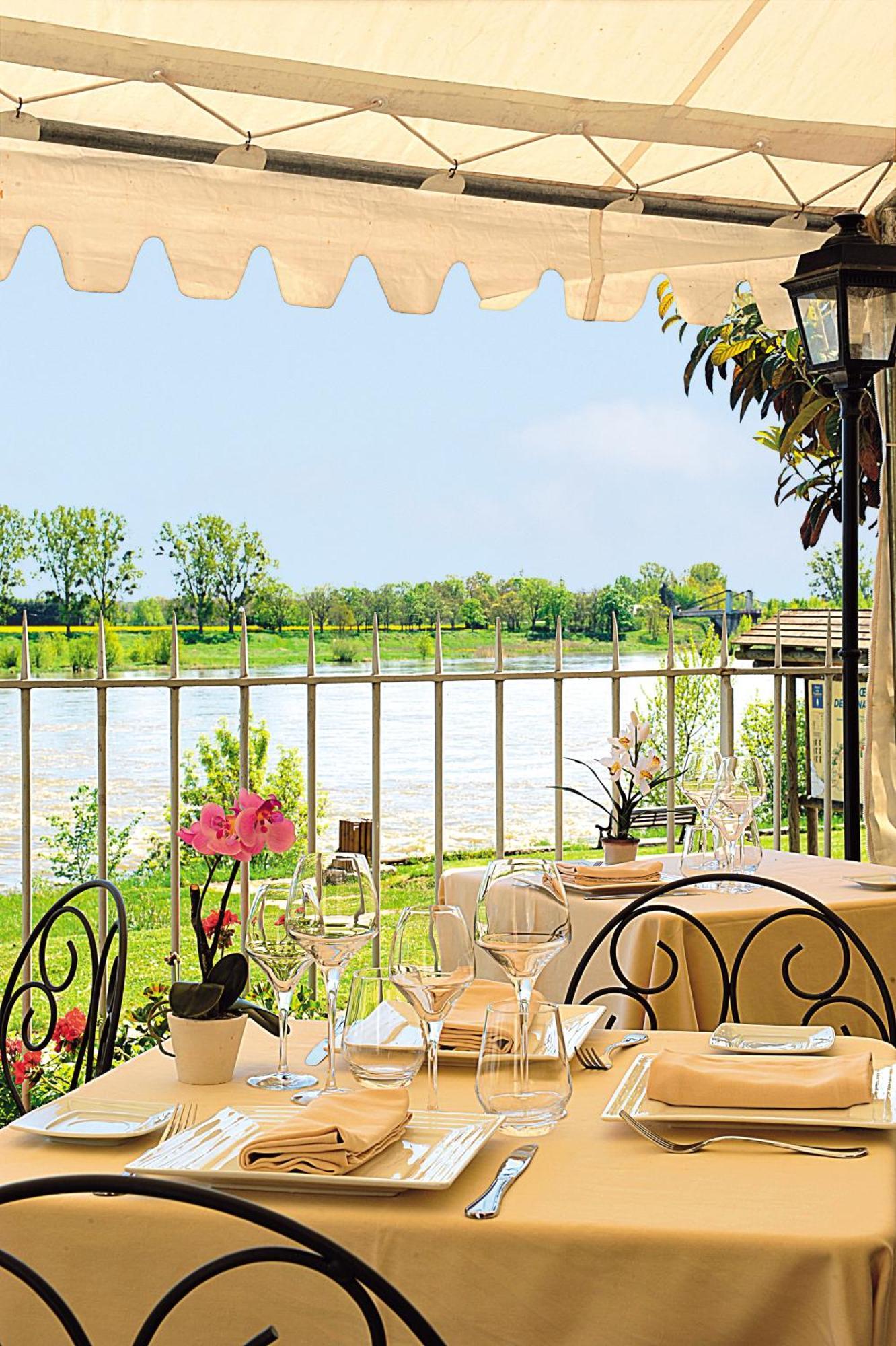 Logis Hotel Le Relais Louis XI Meung-sur-Loire Dış mekan fotoğraf